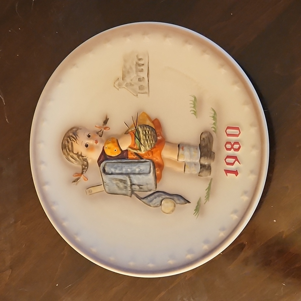 Hummel annual plate series 1980